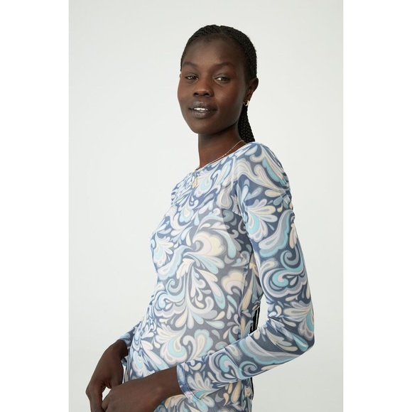 Long Sleeve Mesh Mini Dress 💙 - Picture 4 of 16